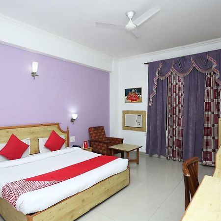 Hotel Oyo 5667 Katra Continental Zewnętrze zdjęcie