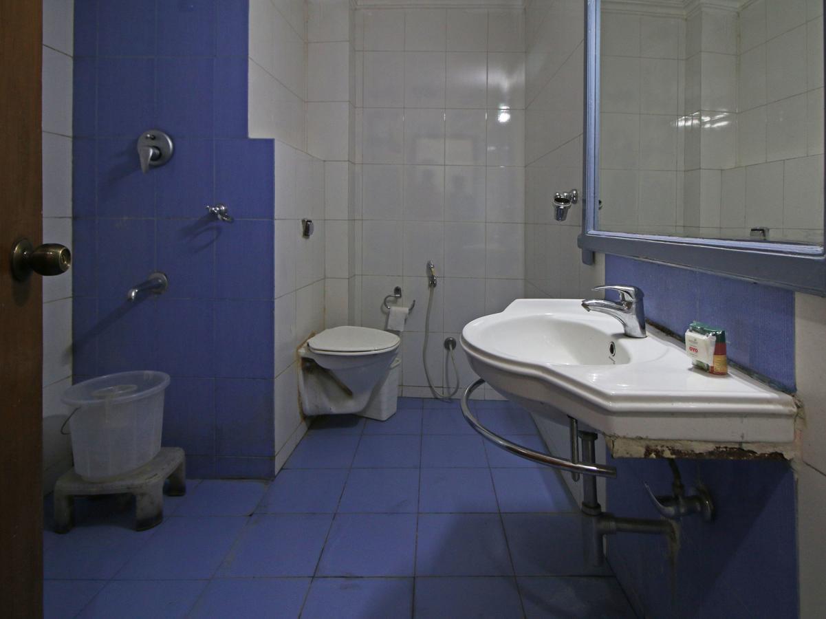 Hotel Oyo 5667 Katra Continental Zewnętrze zdjęcie