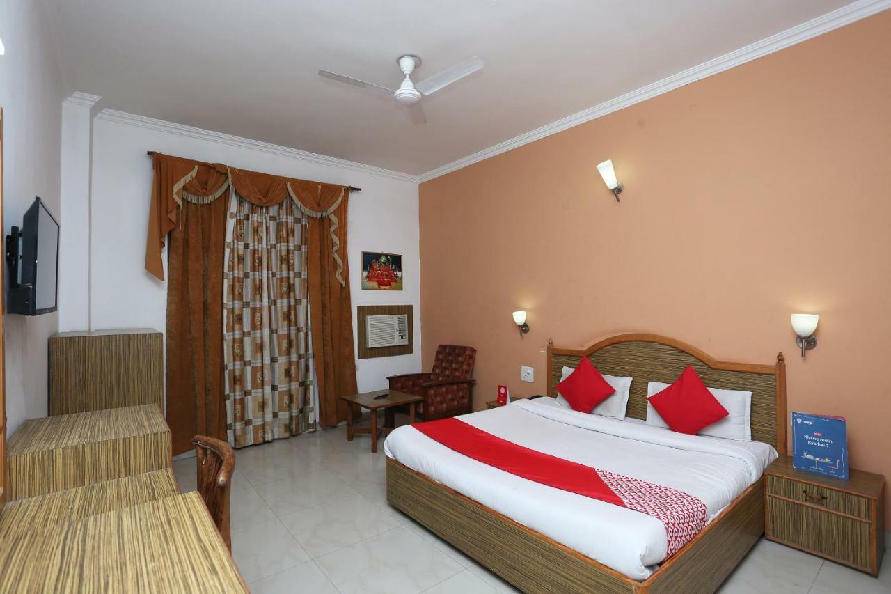 Hotel Oyo 5667 Katra Continental Zewnętrze zdjęcie